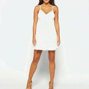 The General Good white sundress size medium. In great condition!
